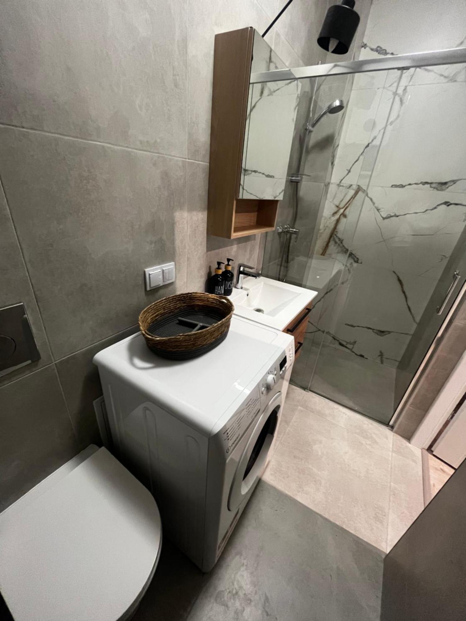 Apartamenty Dbrw Jezyce ポズナン エクステリア 写真